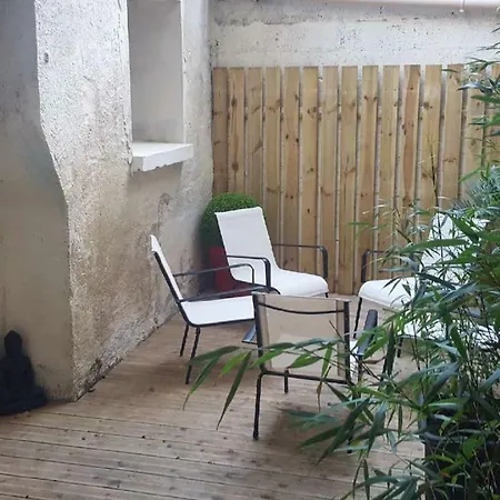 Apartment Maisonette Au Calme / Hyper Centre Nantes
